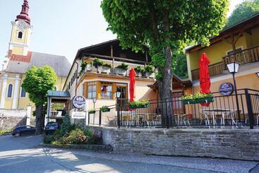 فندق Gasthof Jauk Hartner