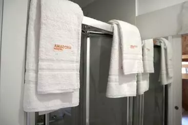 Amadora Boutique Hostel
