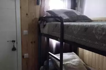 Bed and Breakfast Petite Chambre D Hôtes Lits Superposes Avec Salle De Bains Privee Chez Catherine A Reus
