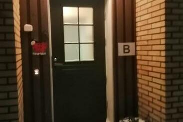 فندق صغير Köpsintie 4 B