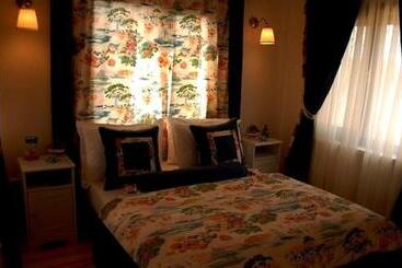 בית מלון כפרי Treetops Park