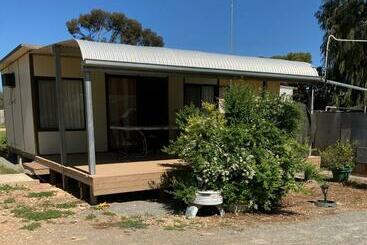 هتل Belalie Wines