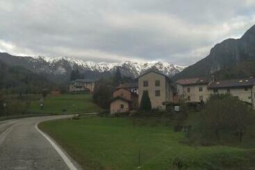 בית מלון כפרי Agriturismo Val Di Ferro