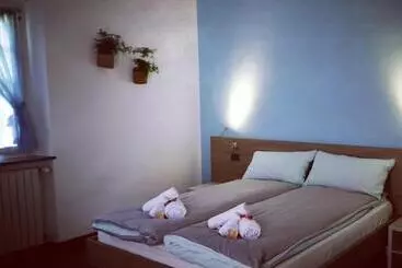 Al Chiar Di Luna B&b Valtellina