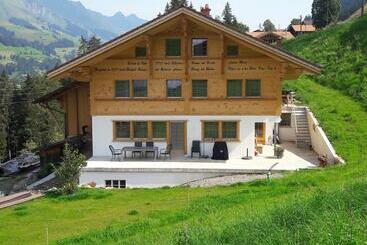 تختخواب و صبحانه Ferien In Der Bergwelt Von Adelboden