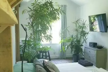 Bed and Breakfast La Petite Maison Du Jardin D Apollon