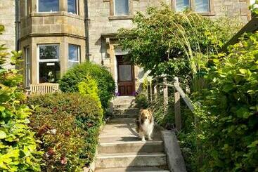 Bed and Breakfast Rockvilla Guest House