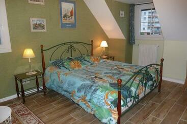 פנסיון Résidence Honfleuraise