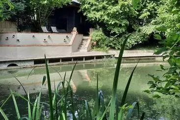 Nocleg ze śniadaniem La Cabane De Troyes   Chambre D Hôtes