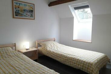 بنسيون Chambres, Camping La Pointe, Saint Coulitz, Chateaulin