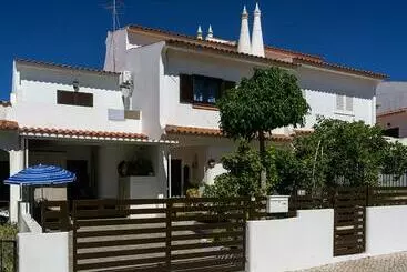 ペンション Familia Brito