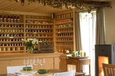 住宿加早餐  Pahilleke