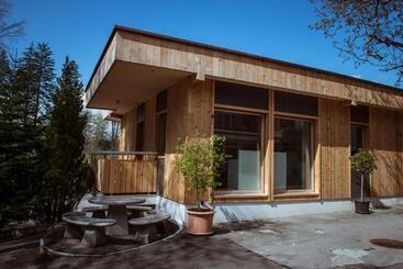 تختخواب و صبحانه Campingplatz Mittagsspitze