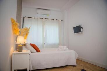 ホテル Hostal Restaurante Benalup Golf