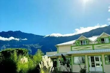 Aamiaismajoitus (B&B) Chambres D Hôtes Doris