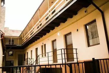 アパートホテル Ullysses Guest House