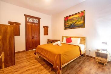 פנסיון Pondok Juli Canggu