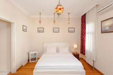 Otel Bucoleon By Cheers