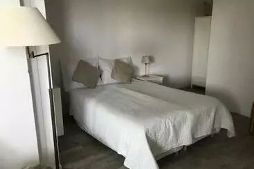 Bed and Breakfast Luxe Prive Kamer   Studio In Villa Aan Zee, Dishoek, Vernieuwd