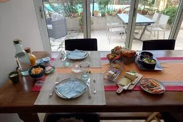 Aamiaismajoitus (B&B) Villa Mia