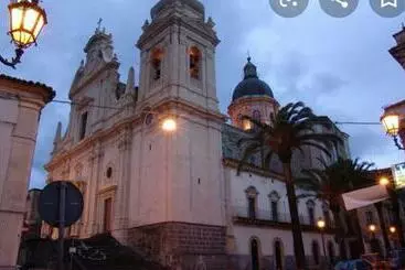 Aamiaismajoitus (B&B) Casa Vacanze San Nicolò