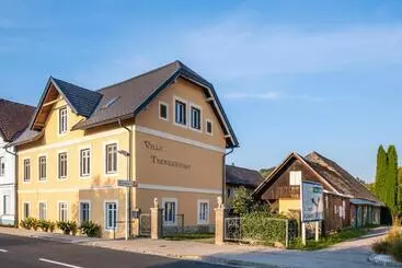 Bed and Breakfast Villa Theresienhof