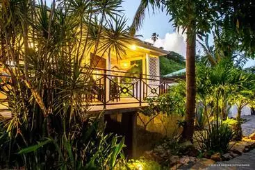 Bed & Breakfast Villa « Fleur De Pirate »