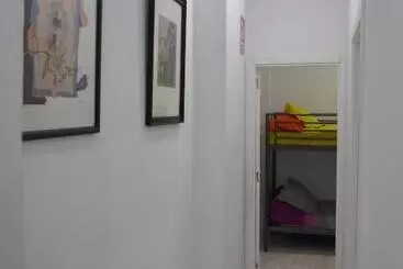 ユースホステル Coworking Studio