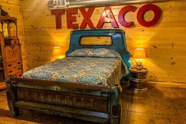 Szálloda Samantha S Timber Inn