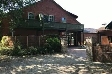 Majatalo Landcafé Neumann