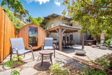 Noahs Hideaway Luxury B&b