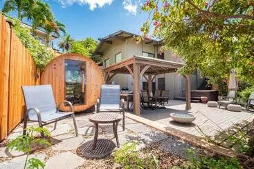 Noahs Hideaway Luxury B&b