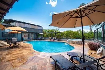 Noahs Hideaway Luxury B&b