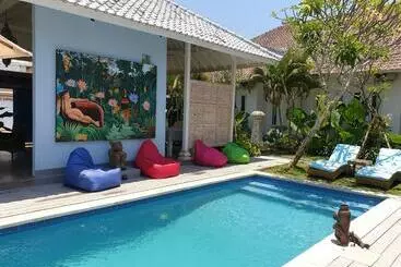 アパートホテル Starling Villas