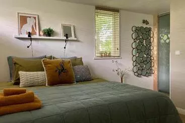 Bed and Breakfast 84huis