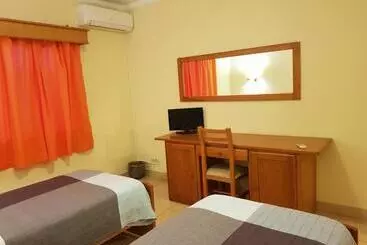 تختخواب و صبحانه Rialgarve