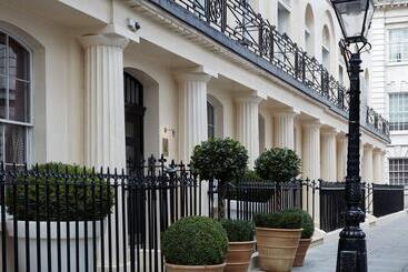 Haymarket Hotel, Firmdale Hotels