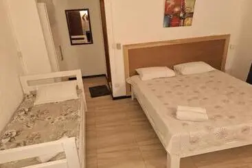 پانسیون Pereybere Villa Valari With Pool Near Beach