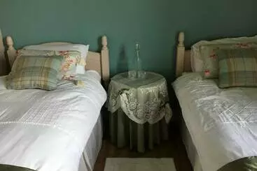 Aamiaismajoitus (B&B) Ballyginniff Farm House