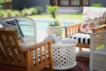 Pensionat Dancing River Guesthouse