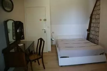 Bed and Breakfast Chateau De Vaugrignon   Beer Spa