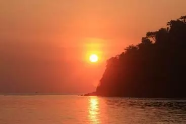 Otel Coconut Beach Bungalows & Warung 2