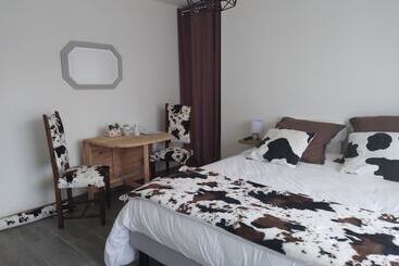 住宿加早餐  La Bergerie Du Mesnil