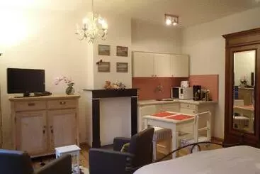 Pensione Knokke Guestroom Charming Room In Knokke City Center Is Pet Friendly!