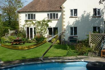 Bed and Breakfast Maunditts House