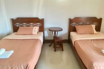 پانسیون Phumchanplace