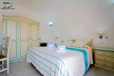 تختخواب و صبحانه Villa Dessena Guest House