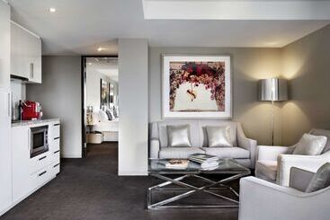 Hotel The Olsen Melbourne  Art Series