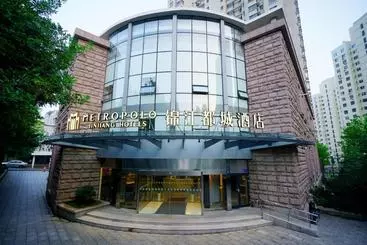 Hotel Jinjiang Metropolo Qingdao Donghai Middle Road Branch