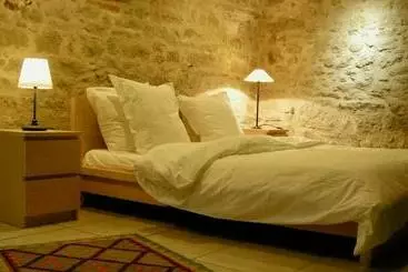 Aamiaismajoitus (B&B) Château De Cartou